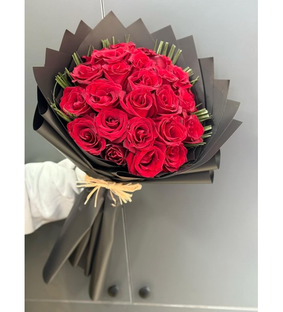 25 KIRMIZI GÜL